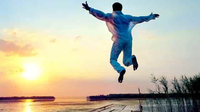 如何配图片配文字(配星星图片配什么文字呢)